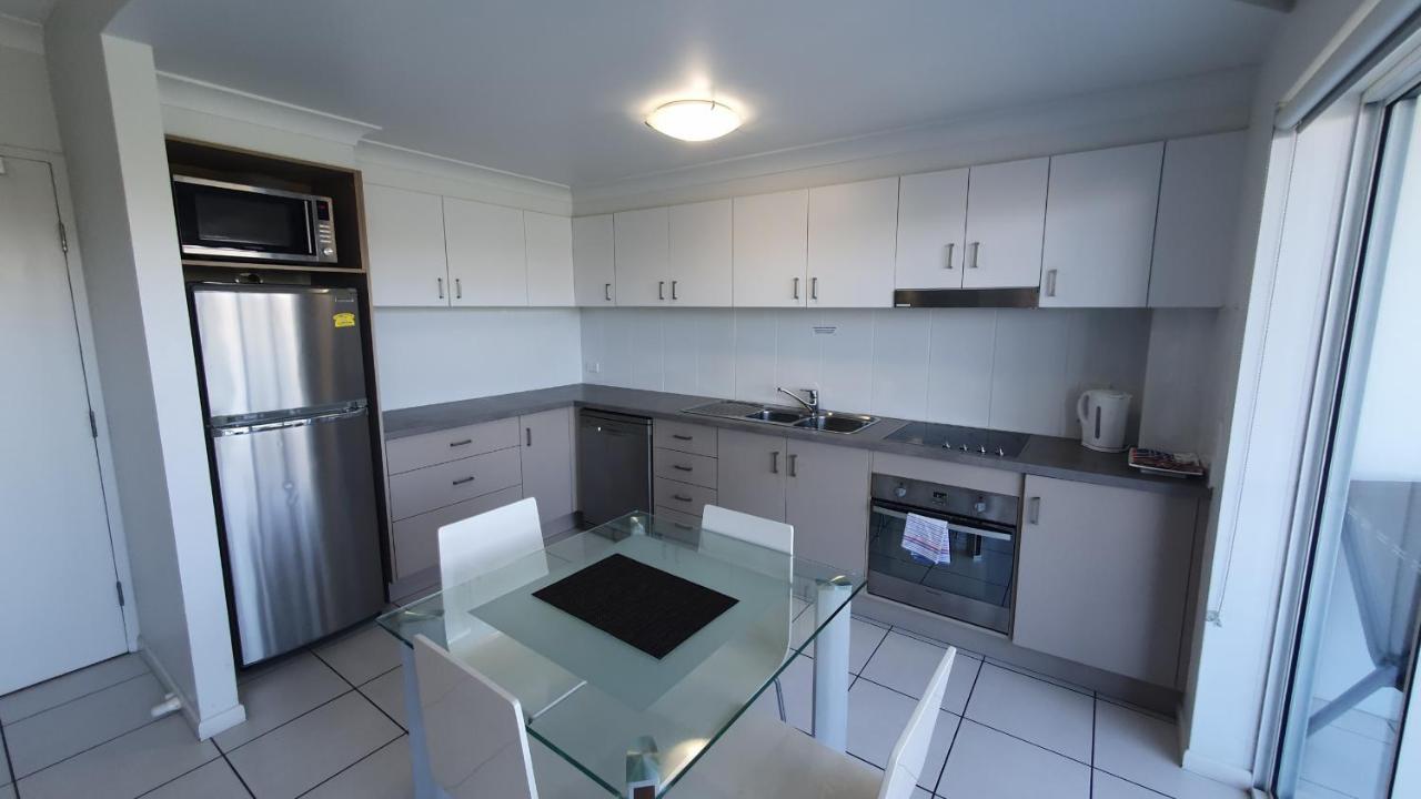 Koola Beach Apartments Bargara Buitenkant foto
