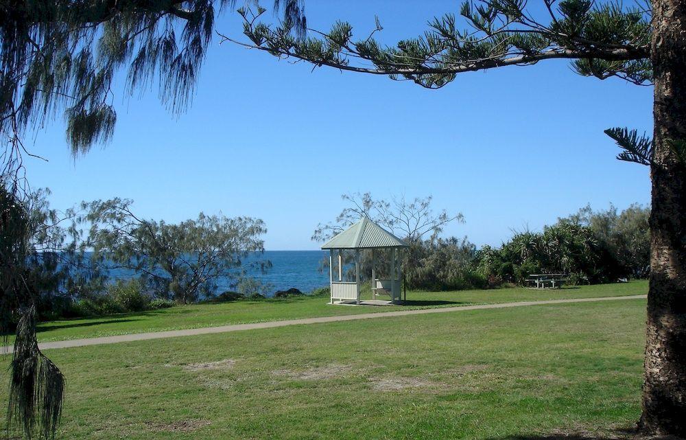 Koola Beach Apartments Bargara Buitenkant foto