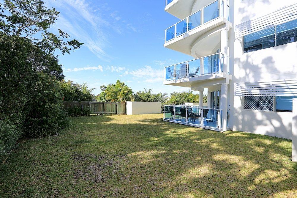 Koola Beach Apartments Bargara Buitenkant foto
