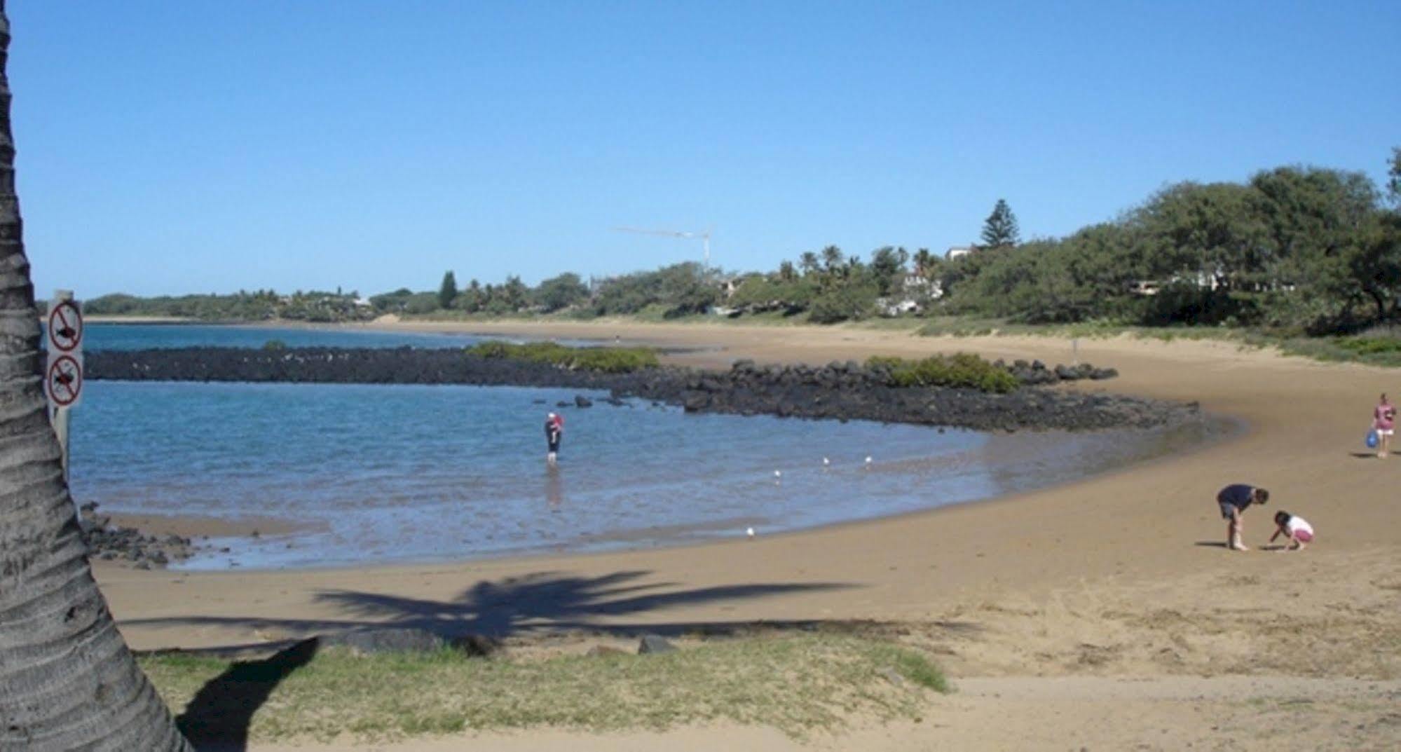 Koola Beach Apartments Bargara Buitenkant foto