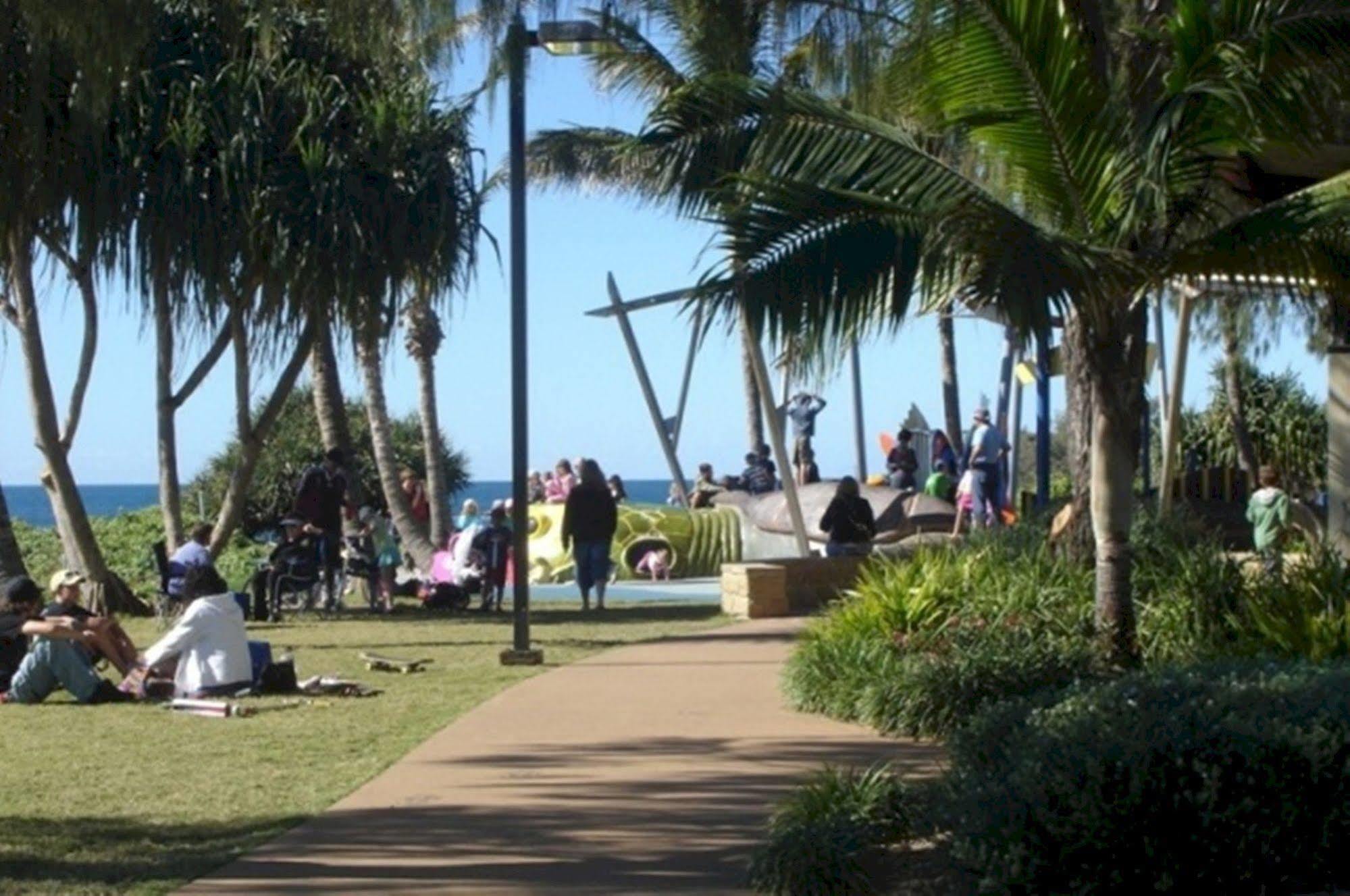 Koola Beach Apartments Bargara Buitenkant foto